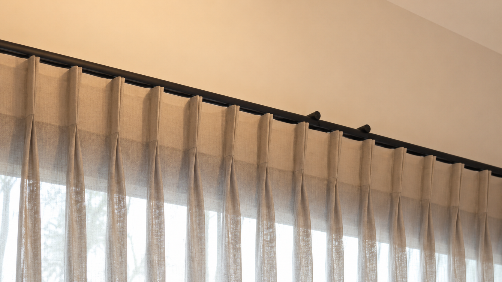 2-prong tack bottom